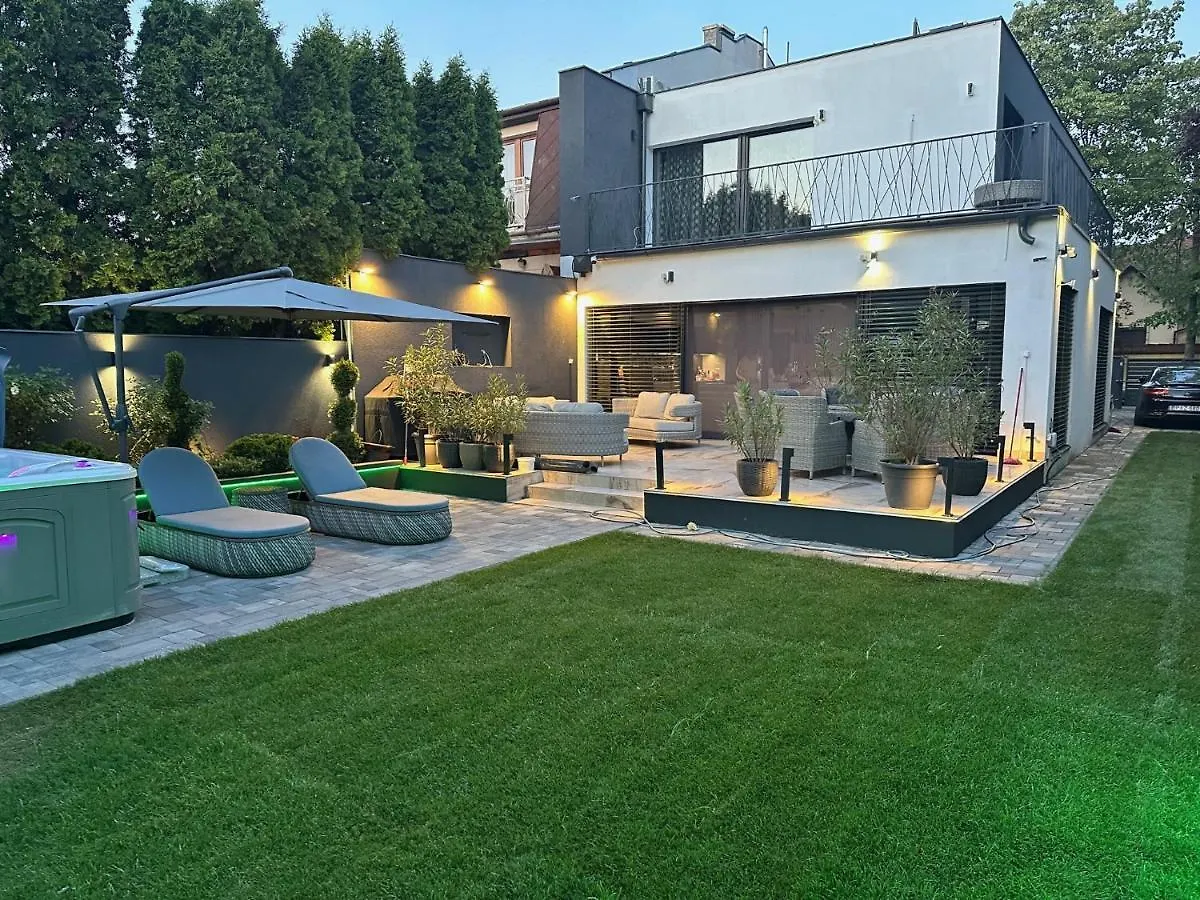 Villa Oasis Of Green Streamside Relaxation Budapest